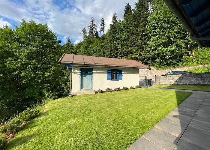 Charming Chalet With Sauna + Views!